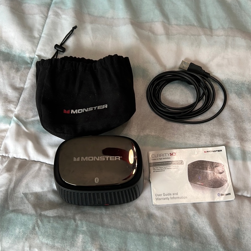 Monster Precision micro Bluetooth speaker 100.